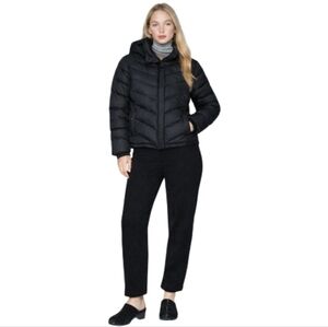 Lands End Puffer Jacket size S/P 80% down insulation